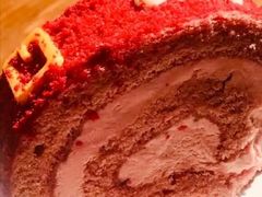 草莓红丝绒卷-星巴克(广州淘金路店)