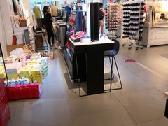 -纪念日百货(万达广场店)