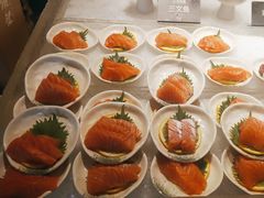 -雍容荟帝王蟹活龙虾展台自助(IFS黑金店)