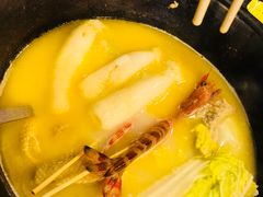 -鲜入围煮花胶鸡海鲜火锅