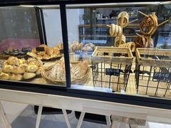面包甜点陈列柜-熊叔熊婶面包房(团结湖店)