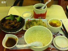 啫啫排骨飯-72街荷叶饭(三元里店)