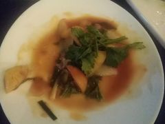 -Neary Khmer Restaurant