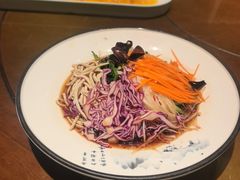 -东口码头·烧鸽子·鱼头泡饼·地方菜(金鹰悦城店)