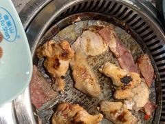 -金滏山烤肉·海鲜·火锅自助餐厅(襄阳万达店)