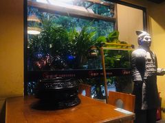 -令狐冲·炭烤活鱼(宝龙店)