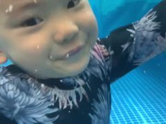 -龙格亲子游泳俱乐部(南宁中心店)