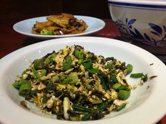 -窄巷子陕菜馆·地道陕西菜(粉巷店)