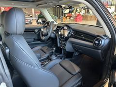 -上海普陀宝诚MINI4S店(红柳路店)