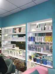 -斐尔国际皮肤管理中心