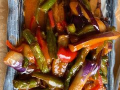 -维吾尔餐厅(宜山路店)