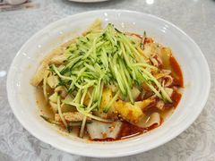 -汗腾格里·风味餐厅(新疆驻京办店)