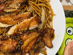鸡扒炒意粉-喜莲咖啡