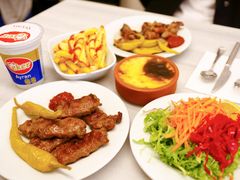 -Tarihi Sultanahmet Köftecisi Selim Usta
