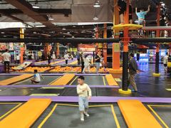 -Tenker Club弹刻极限主题公园 · 蹦床 · 团建 · 生日派对(大关店)