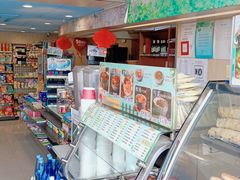 -喜士多便利店(上海虹桥枢纽国展中心云和夜泊酒店店)