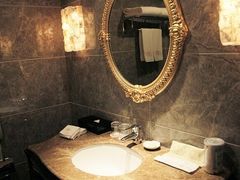 洗浴间-美豪怡致酒店(上海长寿路店)