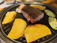 -唯成•韩国炭火烤肉 유성고기