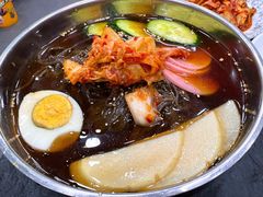 正宗朝鲜族大冷面-朴小妹人参鸡汤火锅(长白山万达店)