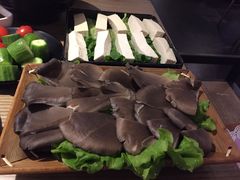 -尚尚仙·酸汤猪手·猪肚鸡火锅(华联万柳购物中心店)