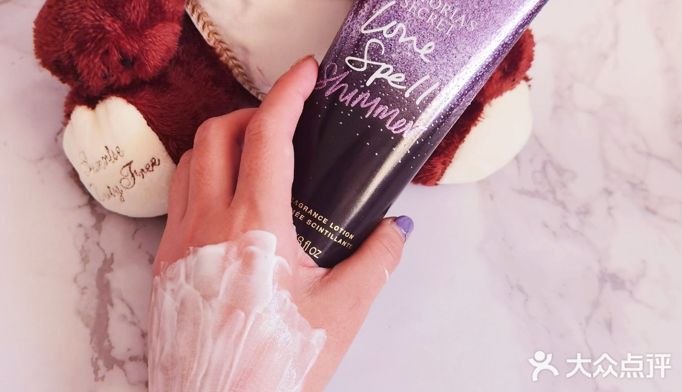 维秘喷雾身体乳推荐款(维多利亚秘密身体乳哪款好闻)