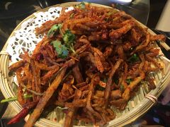 -云海肴·汽锅鸡·云南菜(天山百盛优客店)