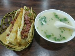 -小胡驴肉火烧 砂锅米线(义和庄店)