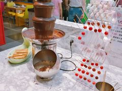 巧克力喷泉-火锅岛潮牌自助餐厅(天津天佑城店)