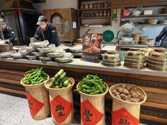 -吃饭皇帝大土家民族菜(荟聚店)