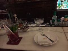 -LONG BAR 廊吧(外滩华尔道夫酒店)