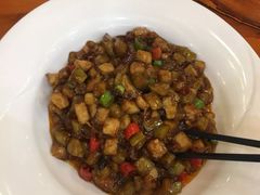 茄子爆鸡丁-小贝壳精致餐厅