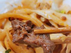 红烧牛肉刀削-华兴街自力面店