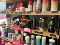 零售区-星巴克(南京鼓楼吾悦广场店)