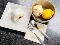 冰激淋球&蛋糕-莓园冰淇淋店