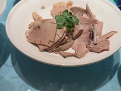 -侬佳蒸菜馆(听潮店)