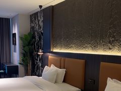 -万泊酒店(长沙五一广场国金中心店)