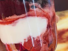 -DQ·蛋糕·冰淇淋(大宁国际商业广场店)
