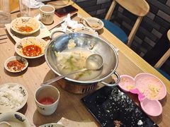 -肖四女乐山跷脚牛肉(万象汇店)