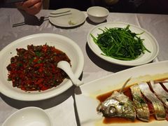 -鄱阳湖·江西小炒·瓦罐煨汤(五道口店)