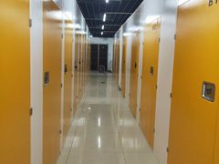 -安东易迷你自助仓储寄存仓库(草桥店)