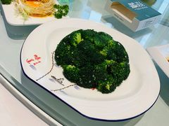 西兰花-21点音乐餐吧(水悦城店)