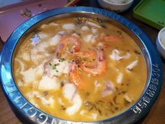 -胖哥俩肉蟹煲(济南世茂国际广场店)