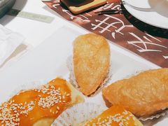 炭烧蜜汁叉烧酥-虾饺妹·酒家(金碧店)