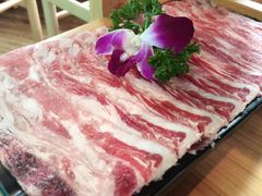 -三人行骨头王火锅(长寿店)