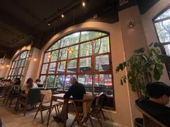 靠窗位-VESH COFFEE(定西路店)