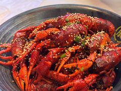 -肥肥虾庄·金牌油焖大虾(沙湖店)