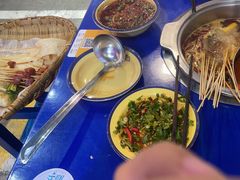-马路边边火锅串串(观前街店)