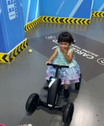 -卡尔飞车(武汉青山印象城店)