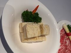 -洋房火锅(上海新天地南北里店)