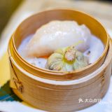 品尝黑珍珠餐厅 打卡最美圣诞糖果屋